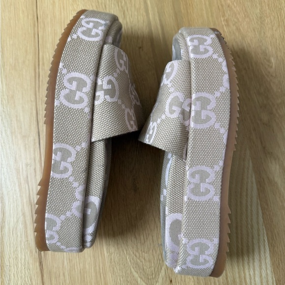 Gucci Beige and Light Purple GG Canvas Slide Sandals - Picture 5 of 6